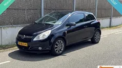 Gebruikt 2010 Opel Corsa Edition Hatchback | € 2.999 (Eerlijke prijs)