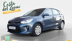 (eu3) smoke blue Gebruikt 2017 Kia Rio Hatchback | € 14.440 (Eerlijke prijs)