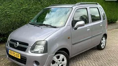 Paars Gebruikt 2004 Opel Agila Hatchback | € 1.150 (Eerlijke prijs)