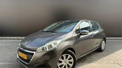 Gebruikt 2018 Peugeot 208 Active Hatchback | € 8.499 (Eerlijke prijs)