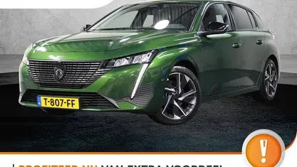 Groen Occasion 2022 Peugeot 308 Allure Hatchback | € 19.625 (Eerlijke prijs)