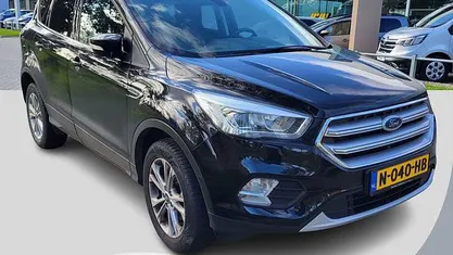 Gebruikt 2018 Ford Kuga Titanium SUV | € 16.900 (Eerlijke prijs)