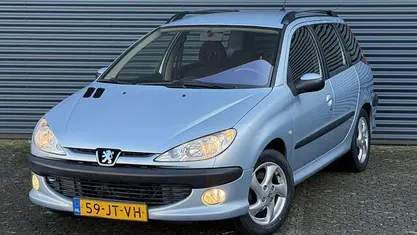 Occasion Peugeot 206 109 PK (80 kW) 2002 Grijs Stationwagen