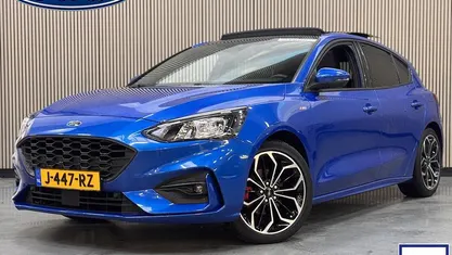 Blauw Occasion 2020 Ford Focus ST-Line X Hatchback | € 20.895 (Eerlijke prijs)