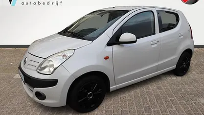 Wit Gebruikt 2011 Nissan Pixo Acenta Hatchback | € 3.348 (Eerlijke prijs)