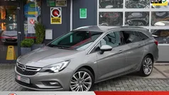 Bruin Gebruikt 2016 Opel Astra Innovation Stationwagen | € 12.250 (Eerlijke prijs)