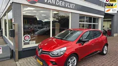Rood Gebruikt 2017 Renault Clio IV LIMITED Hatchback | € 9.500 (Eerlijke prijs)