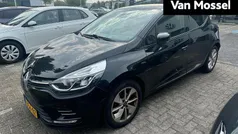 Zwart Gebruikt 2017 Renault Clio IV LIMITED Hatchback | € 8.900 (Eerlijke prijs)