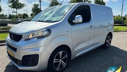 Zilver Gebruikt 2017 Peugeot Expert Van | € 7.950 (Eerlijke prijs)