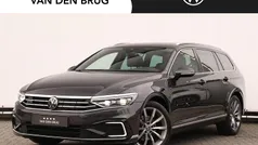 Grijs Gebruikt 2022 VW Passat Business Stationwagen | € 26.095 (Eerlijke prijs)