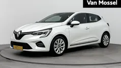 Gebruikt 2020 Renault Clio V Intens Hatchback | € 15.235 (Eerlijke prijs)
