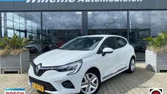 Wit Gebruikt 2021 Renault Clio V Business Hatchback | € 12.300 (Eerlijke prijs)