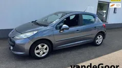Grijs, metallic lak Gebruikt 2007 Peugeot 207 Hatchback | € 1.500 (Eerlijke prijs)