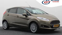 Bruin Gebruikt 2013 Ford Fiesta Titanium Hatchback | € 6.500 (Eerlijke prijs)