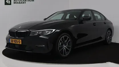 Occasion 2019 BMW 330 Executive Sedan | € 24.945 (Super prijs)