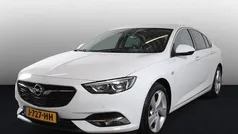 Wit Gebruikt 2018 Opel Insignia Innovation Hatchback | € 16.945 (Goede deal)