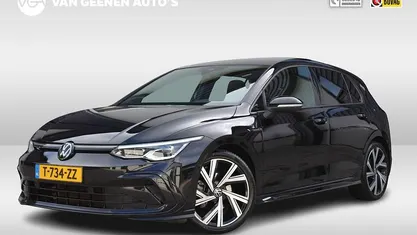 Gebruikt 2023 VW Golf VIII Business Hatchback | € 26.990 (Eerlijke prijs)