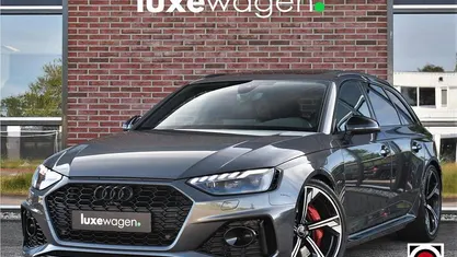 Grijs Gebruikt 2020 Audi RS4 S-Line Stationwagen | € 64.900 (Goede deal)