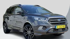 Grijs Gebruikt 2018 Ford Kuga ST-Line SUV | € 20.795 (Eerlijke prijs)
