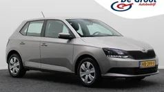 Beige Gebruikt 2016 Skoda Fabia Hatchback | € 7.950 (Eerlijke prijs)