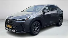 Grijs Nieuw 2025 Lexus NX450h+ Luxury Line SUV | € 65.949 (Eerlijke prijs)