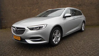 Occasion Opel Insignia Innovation 2019 Grijs (metallic) Stationwagen