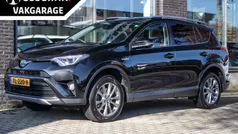 Zwart Gebruikt 2016 Toyota RAV4 Hybrid Business Edition SUV | € 23.750 (Eerlijke prijs)