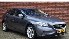 Gebruikt 2013 Volvo V40 Momentum Hatchback | € 9.900 (Eerlijke prijs)