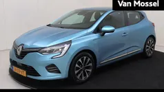 Gebruikt 2020 Renault Clio V Zen Hatchback | € 12.935 (Eerlijke prijs)