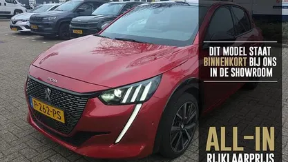 Rood Occasion 2022 Peugeot 208 GT Hatchback | € 21.750 (Eerlijke prijs)