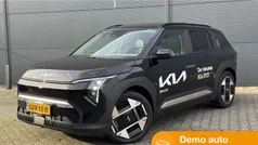 Aurora black pearl Gebruikt 2024 Kia EV3 4 SUV | € 46.146 (Eerlijke prijs)