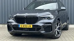 Grijs Gebruikt 2022 BMW X5 Executive SUV | € 64.145 (Eerlijke prijs)