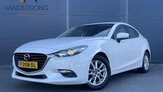 Wit Gebruikt 2018 Mazda 3 Sedan | € 14.945 (Eerlijke prijs)