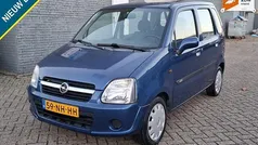 Blauw (metallic) Gebruikt 2003 Opel Agila Enjoy Hatchback | € 1.250 (Eerlijke prijs)