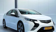Wit Gebruikt 2013 Opel Ampera Hatchback | € 9.950 (Eerlijke prijs)