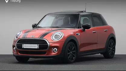 Rood Occasion 2020 Mini Cooper Comfort Hatchback | € 23.880 (Eerlijke prijs)