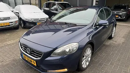 Occasion 2012 Volvo V40 Momentum Hatchback | € 5.995 (Super prijs)