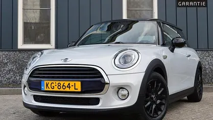 Wit Gebruikt 2016 Mini Cooper Sport Hatchback | € 14.950 (Eerlijke prijs)