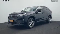 Gebruikt 2020 Toyota RAV4 Hybrid SUV | € 28.945 (Eerlijke prijs)