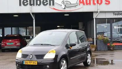 Occasion Renault Modus Luxe 112 PK (82 kW) 2004 Zwart MPV