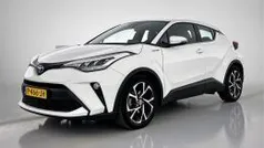 Wit Gebruikt 2022 Toyota C-HR SUV | € 24.945 (Eerlijke prijs)