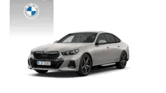 Gebruikt 2025 BMW 530e M Sport Sedan | € 90.185 (Eerlijke prijs)