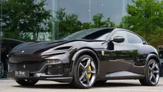 Zwart Gebruikt 2024 Ferrari Purosangue SUV | € 788.888