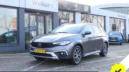 Occasion 2022 Fiat Tipo Cross Stationwagen | € 21.990 (Eerlijke prijs)