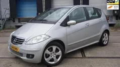 Grijs, metallic lak Gebruikt 2007 Mercedes A170 Avantgarde MPV | € 3.995 (Eerlijke prijs)