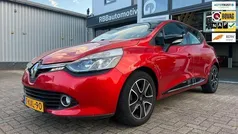 Rood Gebruikt 2013 Renault Clio IV Night&Day Hatchback | € 6.995 (Goede deal)