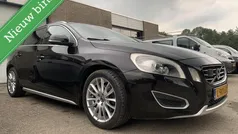 Zwart Gebruikt 2011 Volvo V60 Summum Stationwagen | € 7.450 (Goede deal)