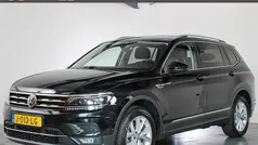 Zwart Gebruikt 2020 VW Tiguan Allspace Highline SUV | € 29.400 (Eerlijke prijs)
