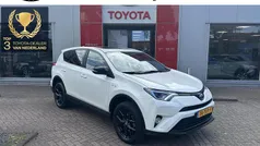 Wit Gebruikt 2018 Toyota RAV4 Hybrid Edition SUV | € 26.749 (Eerlijke prijs)
