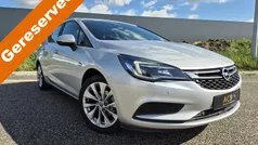 Grijs Gebruikt 2016 Opel Astra Edition Hatchback | € 7.850 (Eerlijke prijs)
